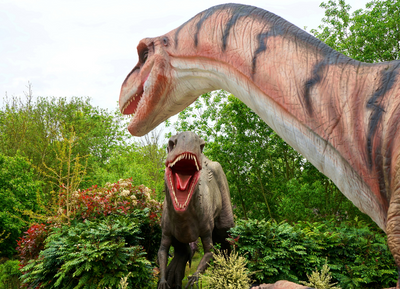 Comment sont apparus les premiers dinosaures ?